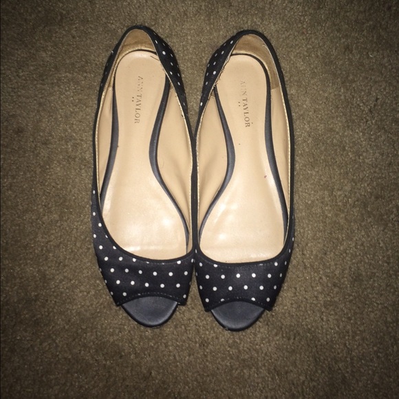 Ann Taylor flats