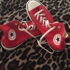 Red converse
