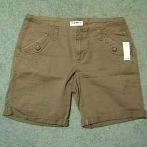 ****sold!!*******Olive green khaki shorts