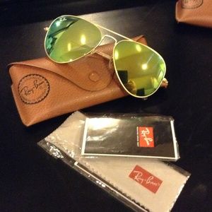 Green Ray bans.