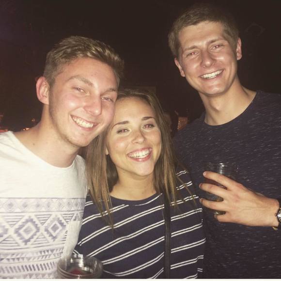 Meet your Posher, Lauren - Picture 1 of 1