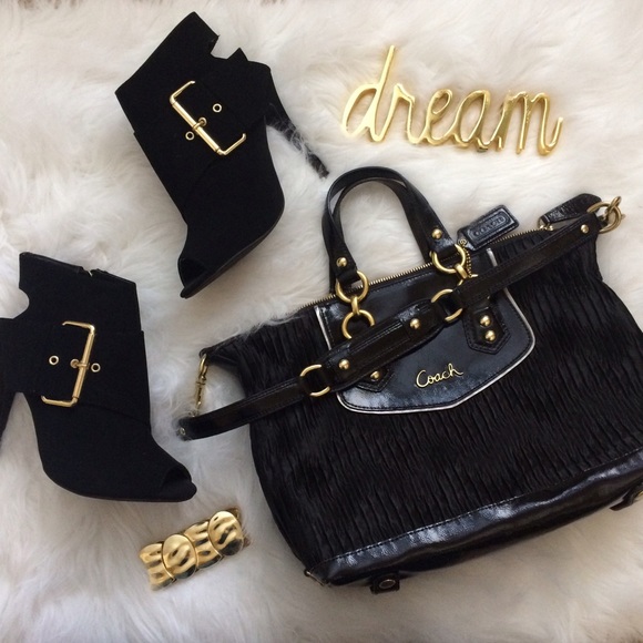 Coach Handbags - SALE ‼️New black Coach handbag Coach Handbags - SALE ‼️New black Coach handbag