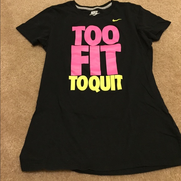 FINAL SALE🎉Nike workout top