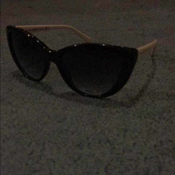 Kate Spade Sunglasses! main image 3