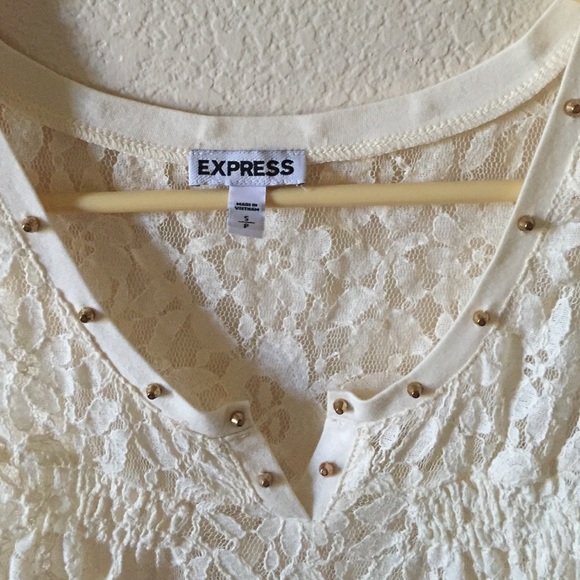 Top - Picture 2 of 3