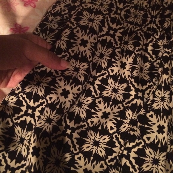 Cute black & white jogger pants - Picture 3 of 3