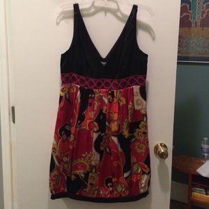 Steve Madden 100% Silk sleeveless dress size 8