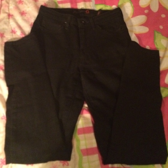 Very high waisted black pants