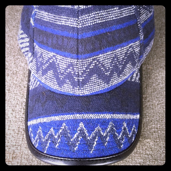 Aztec print hat