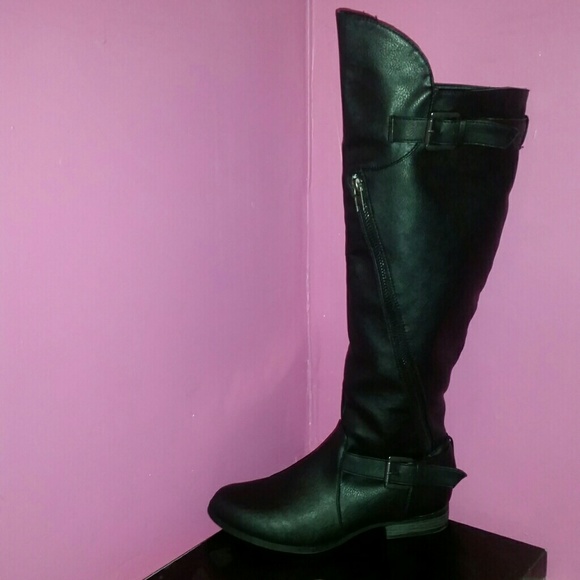 Charlotte Russe black knee high boots