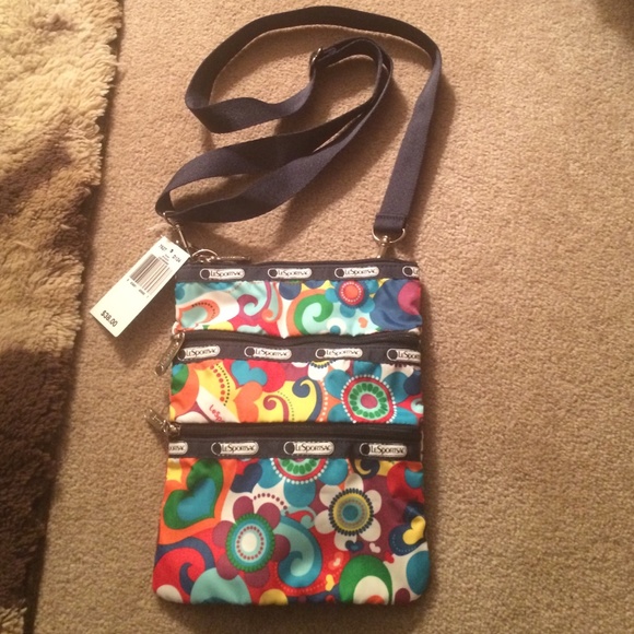 LeSportsac over the shoulder bag. - Picture 1 of 2