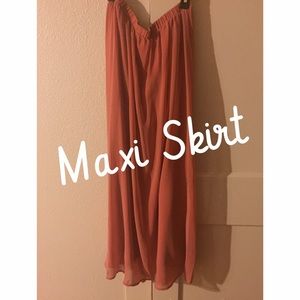 Maxi skirt