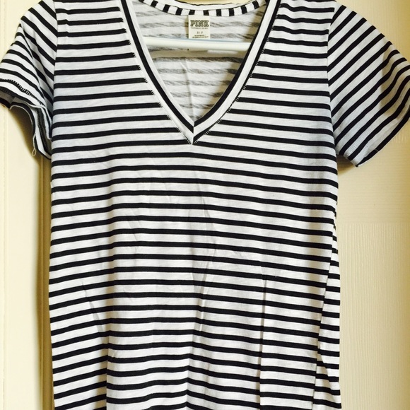 Victoria's Secret v-neck shirt