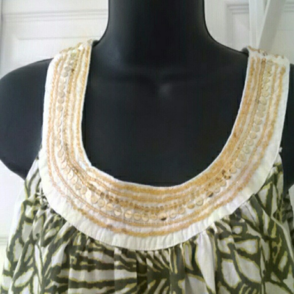 Sleeveless tropical pattern top - Picture 2 of 4