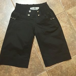 Black loose fitting capris