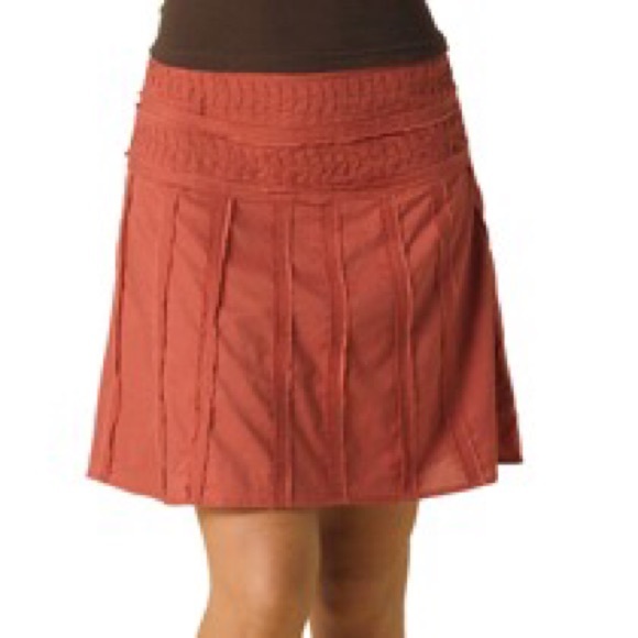 Cute cotton skirt new with tag