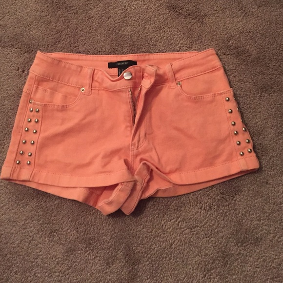 Forever 21 slightly high waisted pink shorts