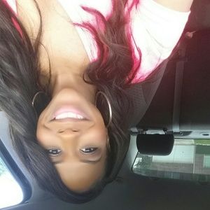 Meet your Posher, Brittney