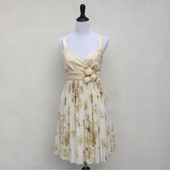 Deletta tea and sweet dress