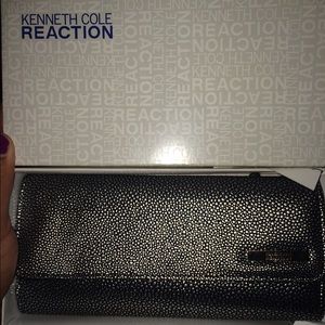 100% Authentic Kenneth Cole Reaction Wallet