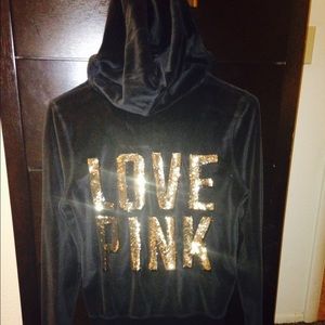 VS Hoodie and Pants.