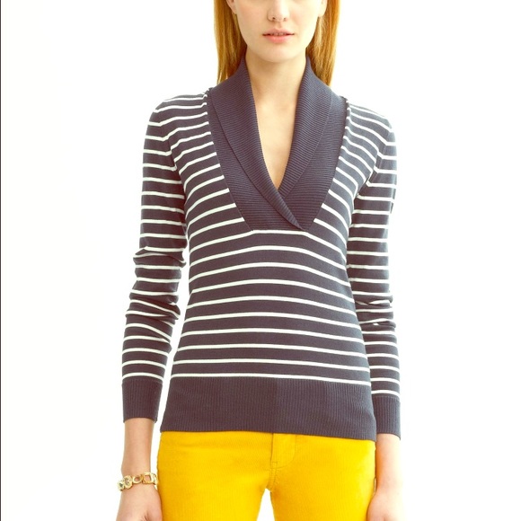 Banana Republic navy striped sweater
