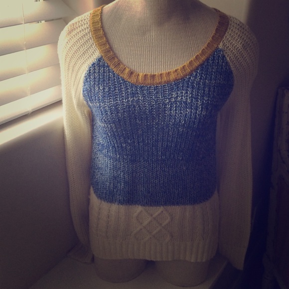 Anthropologie Sweaters - Anthropologie Sweater