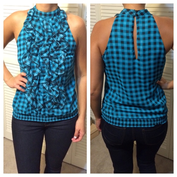 Sleeveless shirt