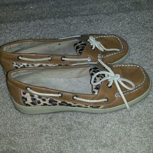 Boat shoes