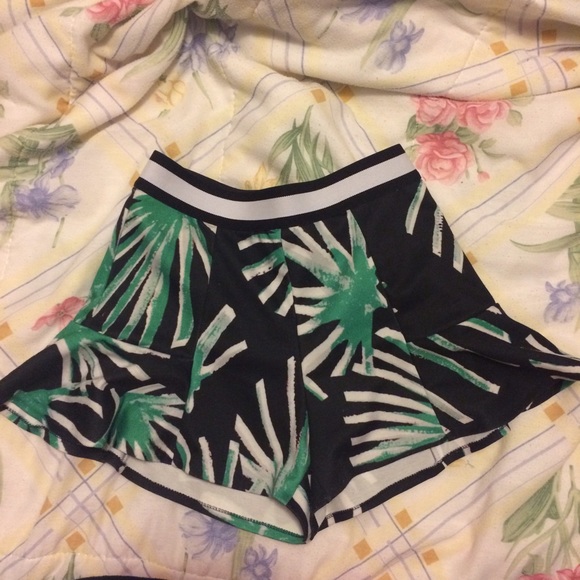 Zara peplum shorts
