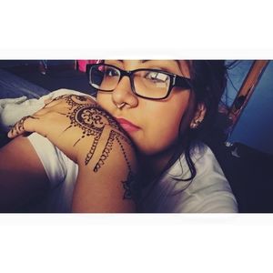 Meet your Posher, Alexia