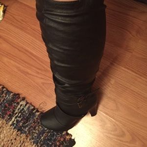 Deb wide calf heel boot