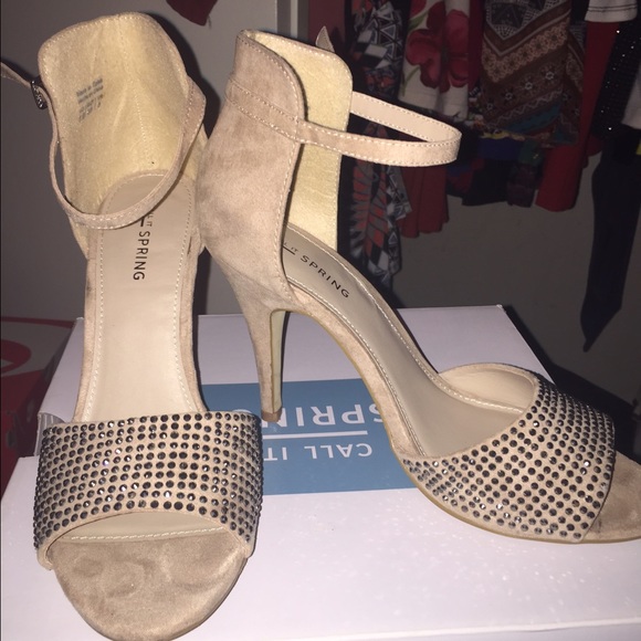 Heels nude