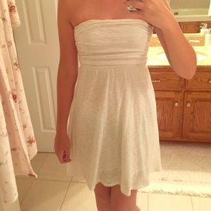 White strapless dress
