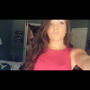 Meet your Posher, Hannah