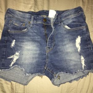 Mid waist H&M ripped shorts