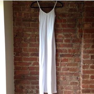 White maxi dress