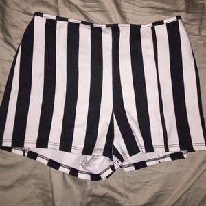 Pacsun Striped stretchy high waisted shorts