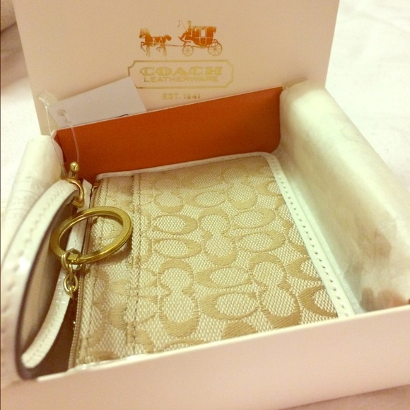 NWT and box coach wristlet white