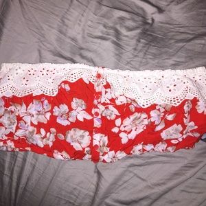 Kendall and Kylie Bandeau never worn
