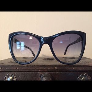 Stella McCartney Navy Cat-Eye Sunglasses