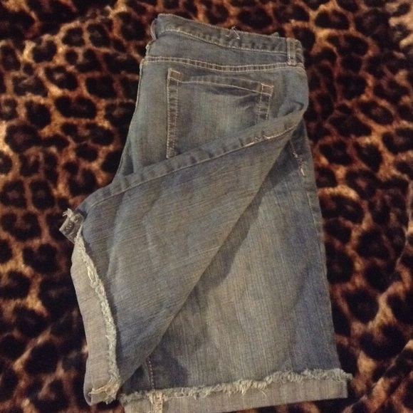 cute jean shorts!