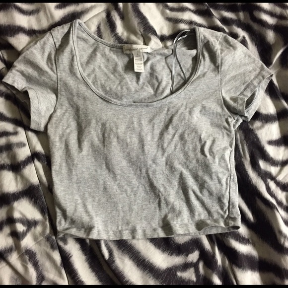 Gray crop top