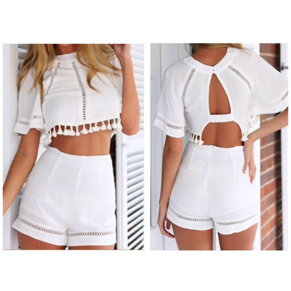 Tops - White crop top and shorts set