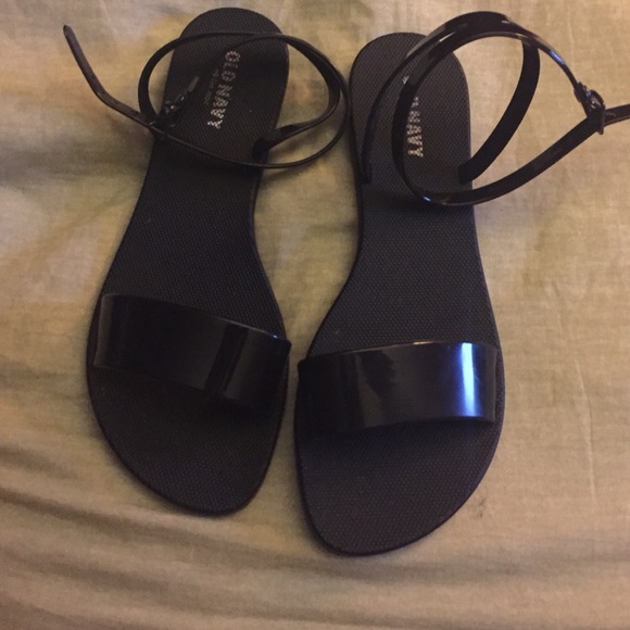 Black strap sandals