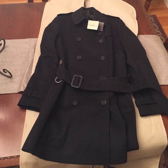 BRAND NEW Burberry wool trench coat size