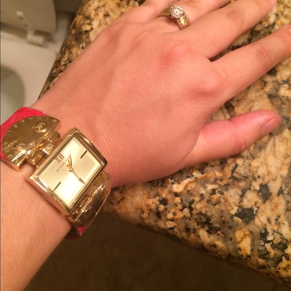 🌟SOLD🌟MK2368 Gold Magenta Leather Band Watch - Picture 3 of 4