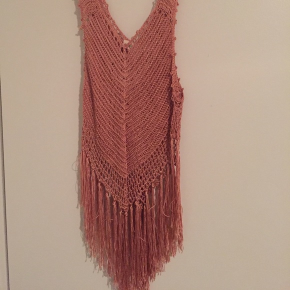 Cute boho fringe top from Urban Outfitters - Picture 1 of 4