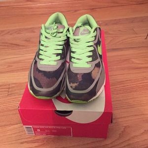 Women's Nike Air Max 90 Prm Tape