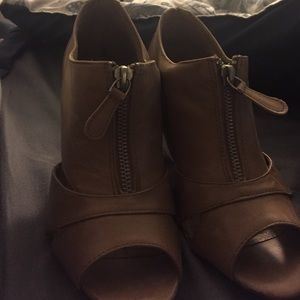 ❤️ NOW $14❗️Aldo Open Toe Nude heels